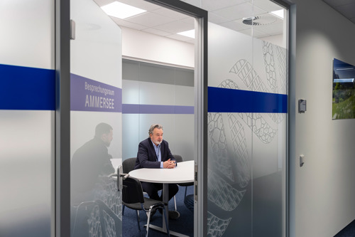 Labor Staber Branding Meetingraum